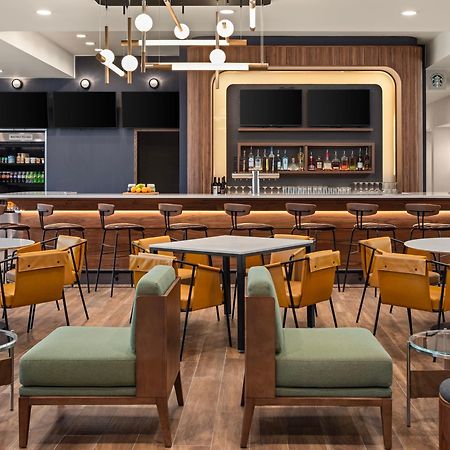 Courtyard By Marriott Bettendorf Ngoại thất bức ảnh